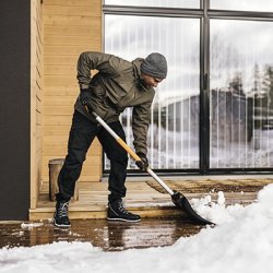 Sneskovl X-Serie Fiskars